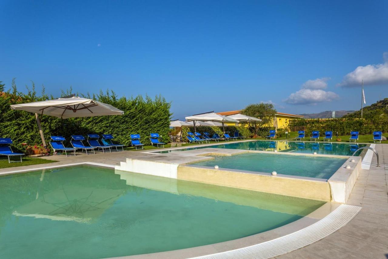 Hotel Futura Club Cilento San Mauro Cilento Exterior foto