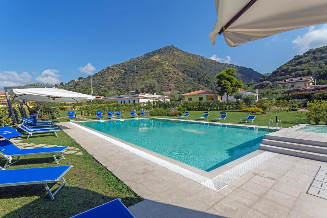Hotel Futura Club Cilento San Mauro Cilento Exterior foto