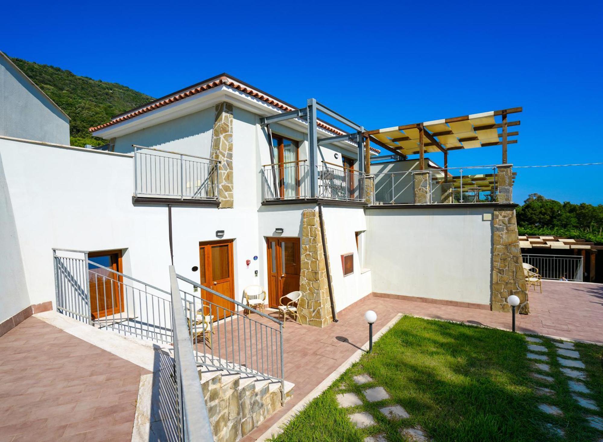 Hotel Futura Club Cilento San Mauro Cilento Exterior foto