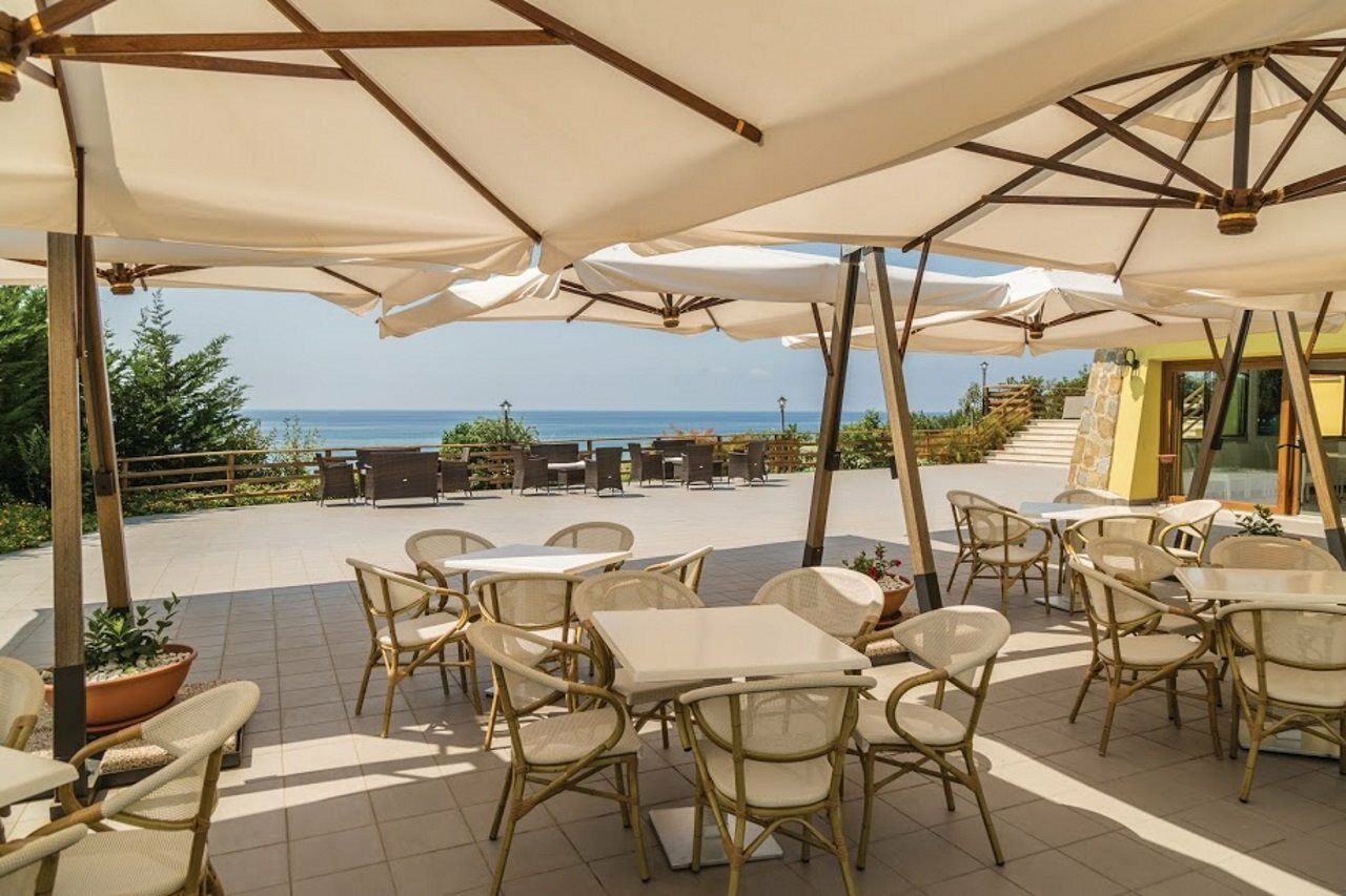 Hotel Futura Club Cilento San Mauro Cilento Exterior foto